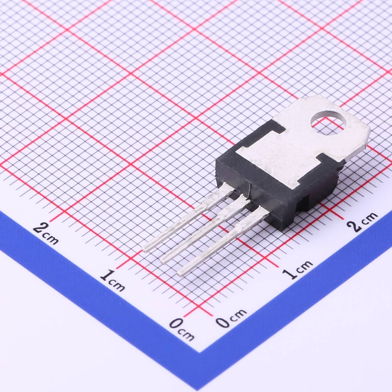 达林顿管TIP122