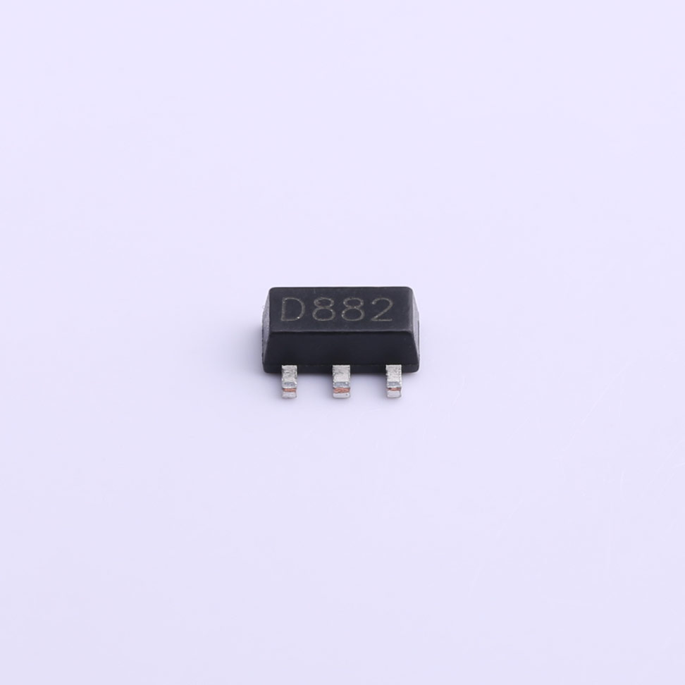 三极管D882