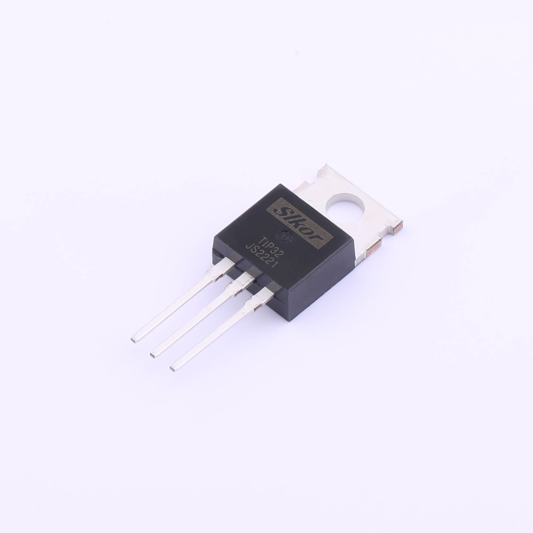 三极管TIP32